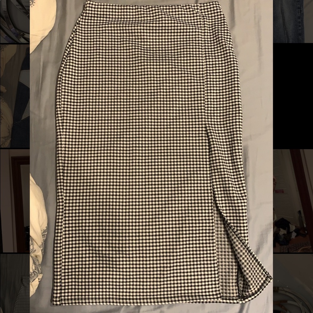 Pretty Little Thing Gingham Slit Skirt NWT